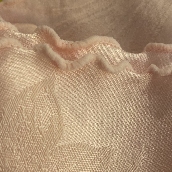 Pink With Floral Print Round Damask Tablecloth - Picture 3 of 3